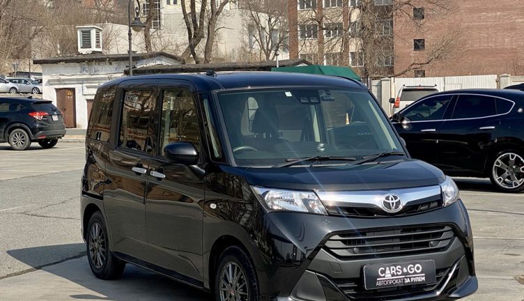Toyota Tank 4WD